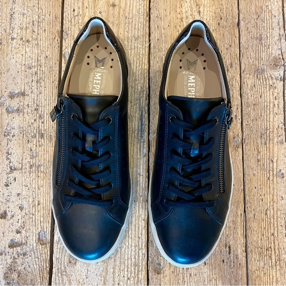 Mephisto Black Sneakers with White Soles - Picture 2 of 13